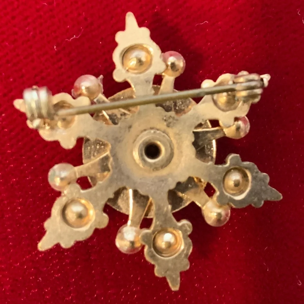 Vintage Gold Filled Brooch